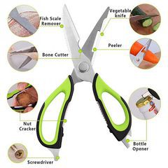 Kéo cắt gà đa năng, thiết kế chuyên dụng với phần lưỡi kéo sắc bén , trên thân lưỡi có đường răng cưa bám chặt thức ăn