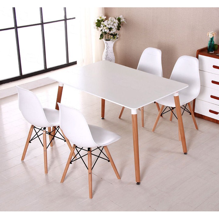 Thanh Lý bàn và ghế Eames màu trắng Bàn riêng Ghế riêng Đã qua sử dụng