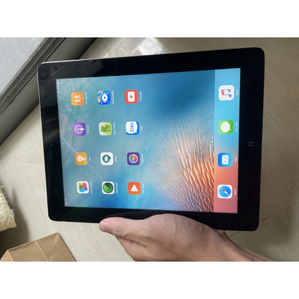 Máy tính bảng iPad 2 16GB Wifi | BigBuy360 - bigbuy360.vn