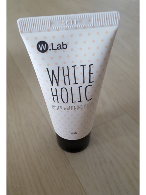 Kem dưỡng trắng da White Holic