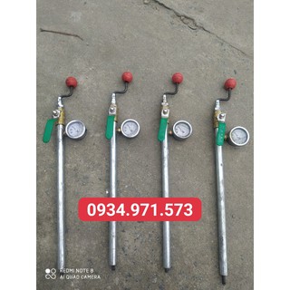 Tay bơm xúc lật