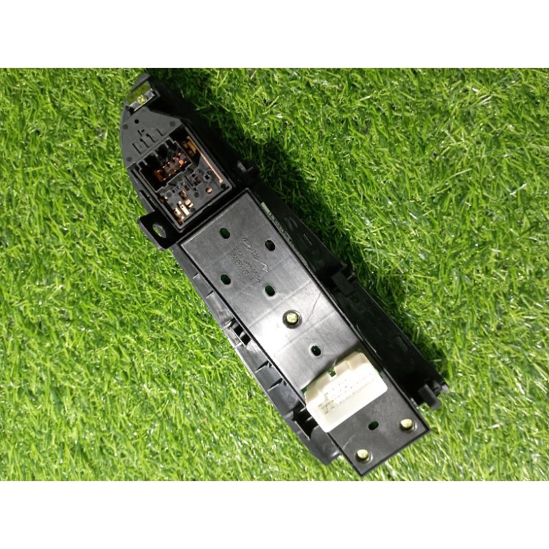 Công tắc cửa Hyundai Elantra, Avante