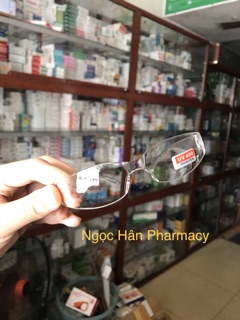KÍNH BẢO HỘ TRẺ EM