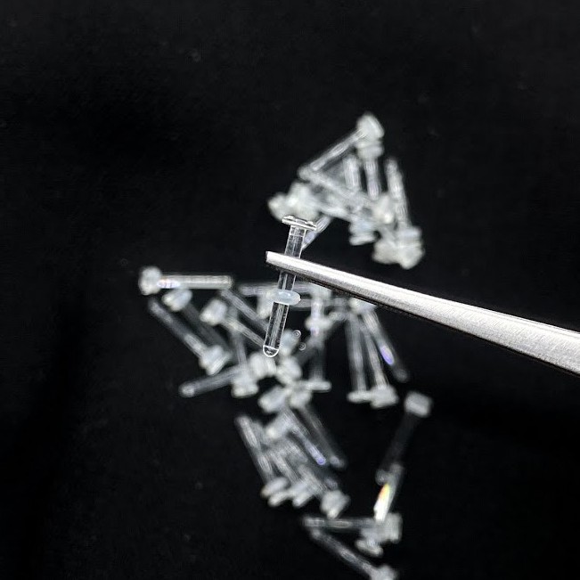 [AnBodyPiercing] Khuyên tai thủy tinh Pyrex Glass kèm vòng silicon cố định