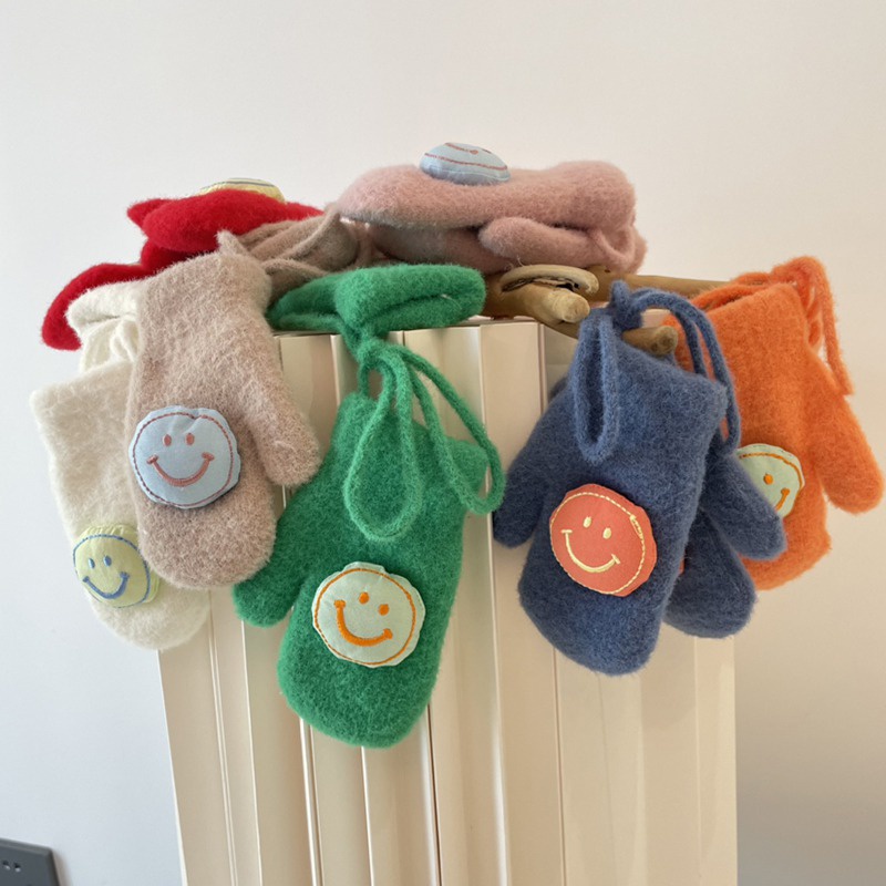 Găng tay lông cừu mềm mại co giãn họa tiết hoạt hình dễ thương dành cho bé gái 0-2 tuổi