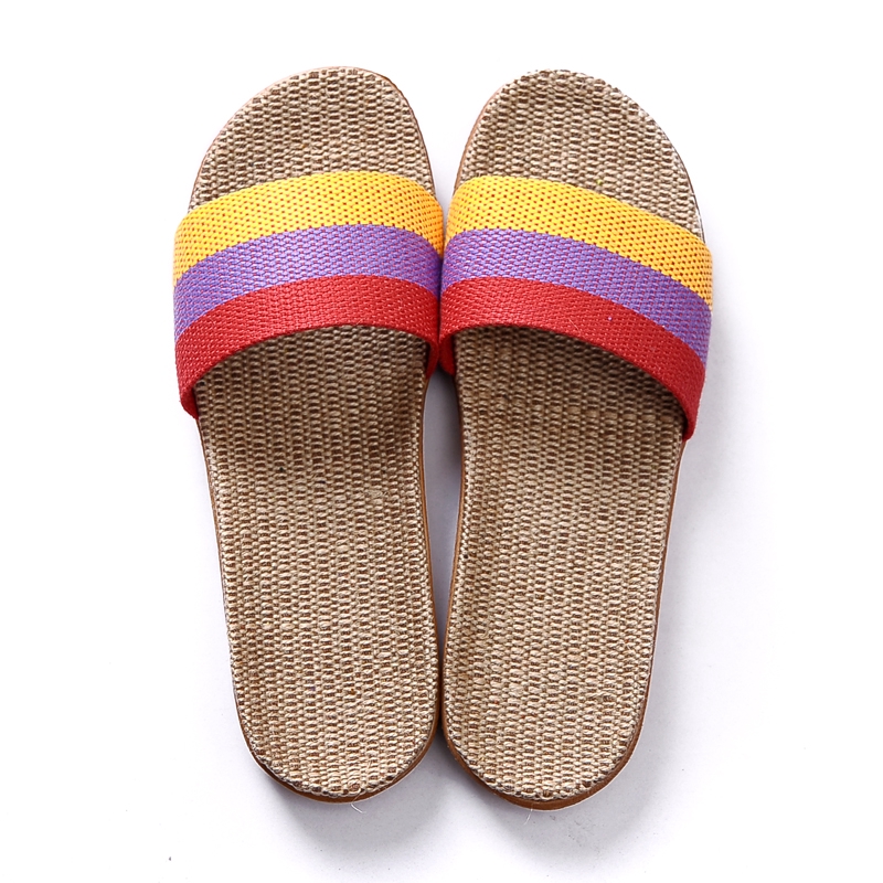 Dép đi trong nhà kiểu dáng thời trang