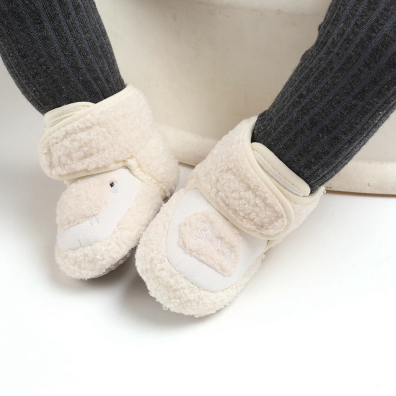 Giày vải bông mẫu trái tim cho bé