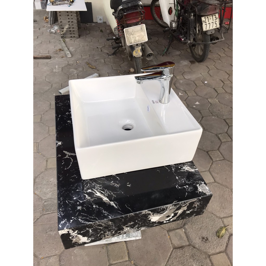 Bàn đá lavabo chậu vuông