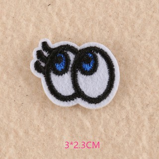 Sticker ủi thêu hình đôi mắt độc đáo