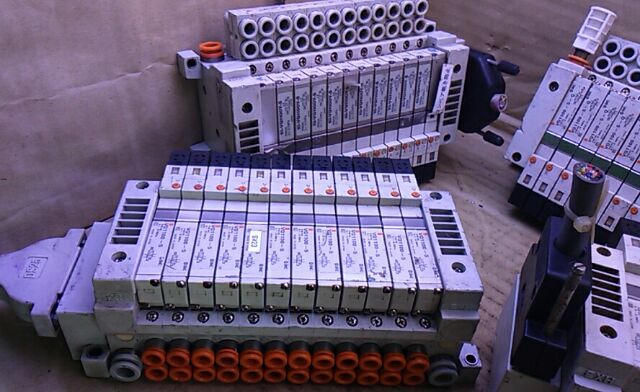 Cụm 5 van 5/2 1 sol hoặc 2 sol 24v cũ xịn rẻ | BigBuy360 - bigbuy360.vn