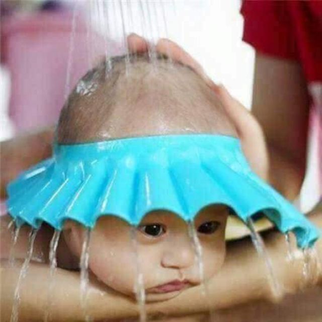 Mũ chắn nước gội đầu cho bé