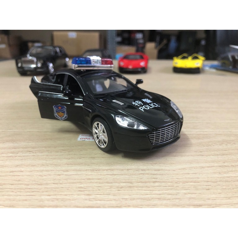 Xe cảnh sát mô hình Aston Martin tỉ lệ 1:32 bằng hợp kim