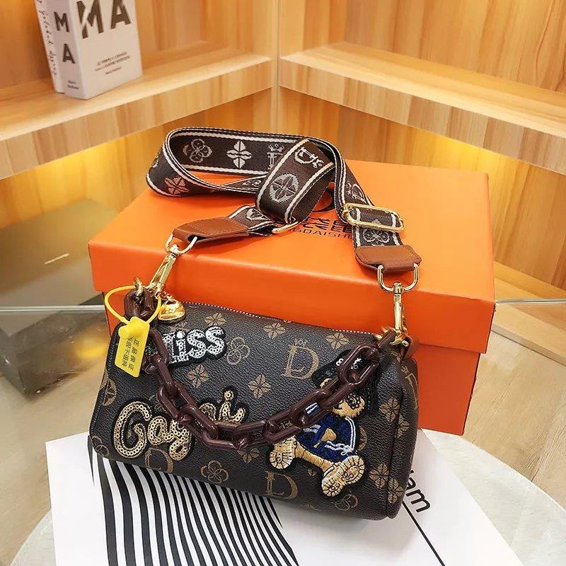 Túi Đeo Chéo Vai Hình Gấu Phong Cách Retro Thời Trang 2022 Dành Cho Nữ