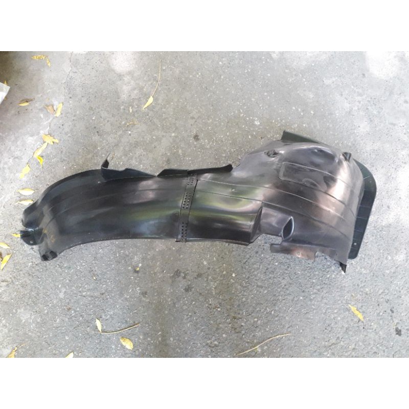 Chắn bùn lòng dè bánh trước Kia Soluto