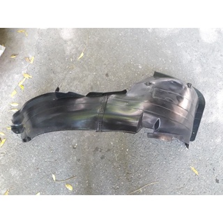 Chắn bùn lòng dè bánh trước Kia Soluto