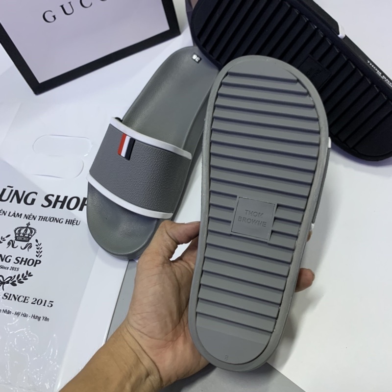 Dép THOM quai cao su 3 sọc trên đầu - Dép nam đẳng cấp