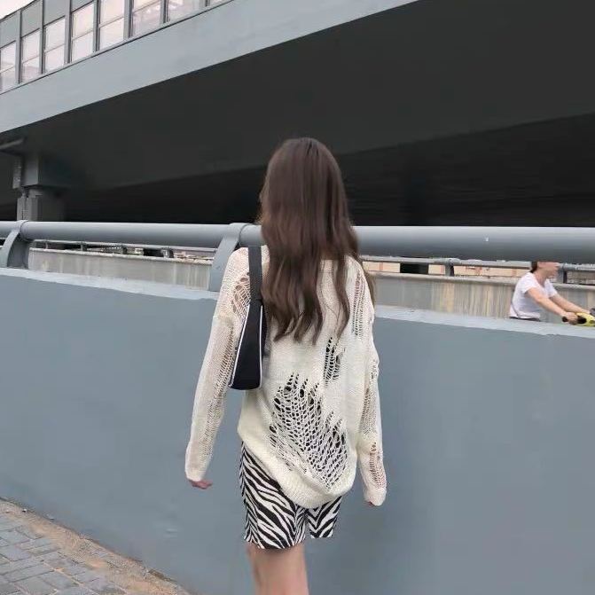 Jiashucheng Áo Sweater Dệt Kim Mỏng Tay Dài Dáng Rộng Rách Lỗ Phong Cách Mới Cho Nữ