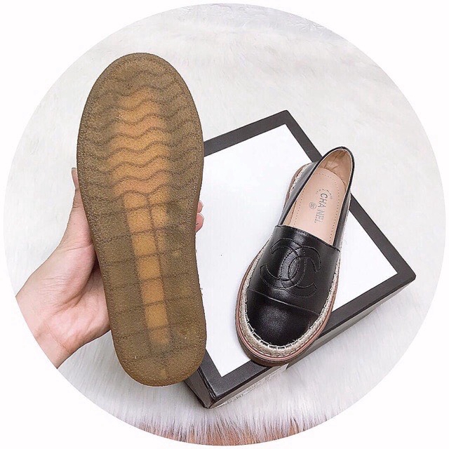 GIÀY SLIP ON CHẤT DA ĐẾ CAO SU VIỀN CÓI MŨI CHỮ X | BigBuy360 - bigbuy360.vn