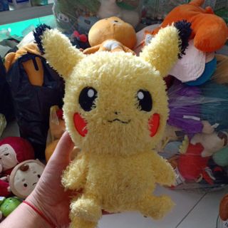 Gấu bông Pikachu xù đáng yêu (25cm)