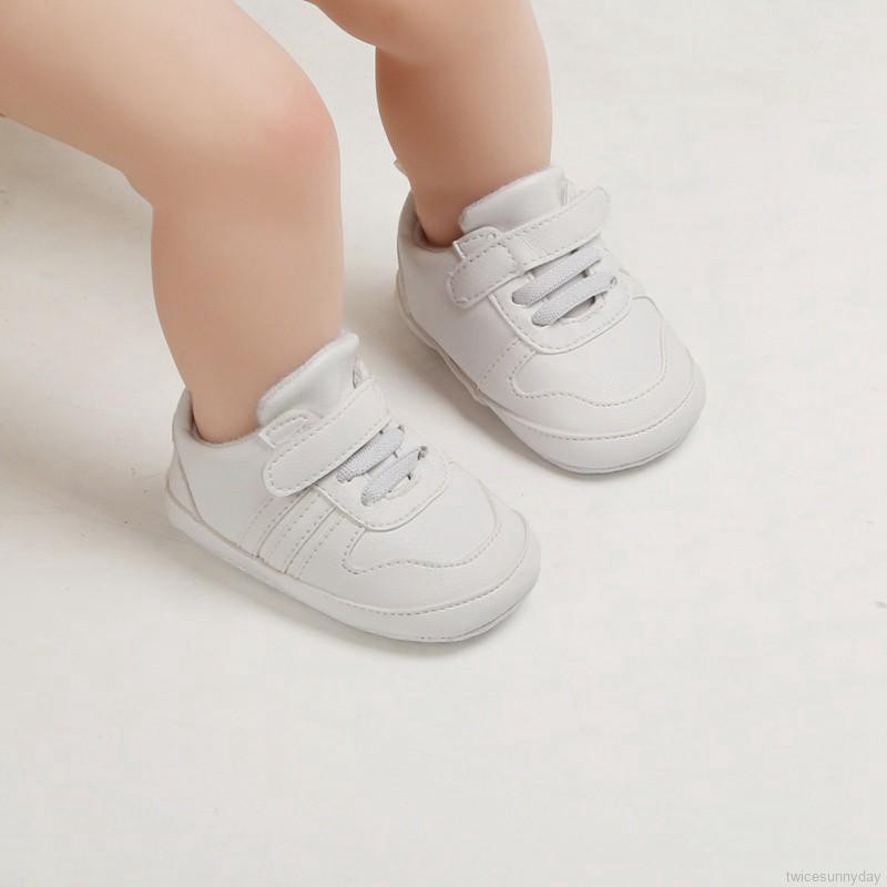 Giày thể thao da PU đế mềm chống trượt thời trang dành cho trẻ em