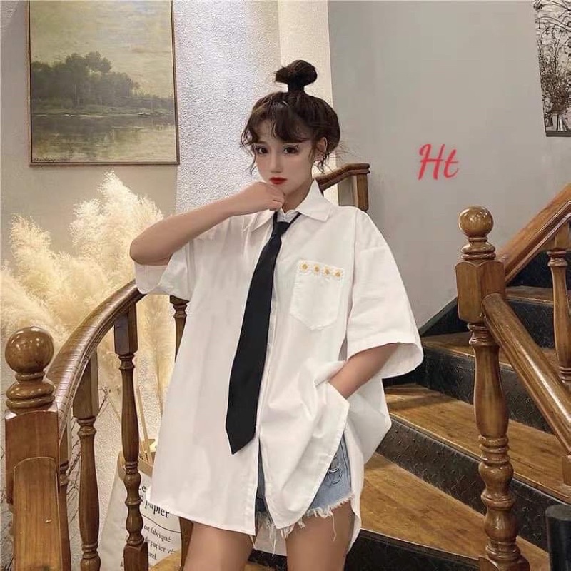 Áo sơ mi hoa cúc viền túi tay lỡ H2N544