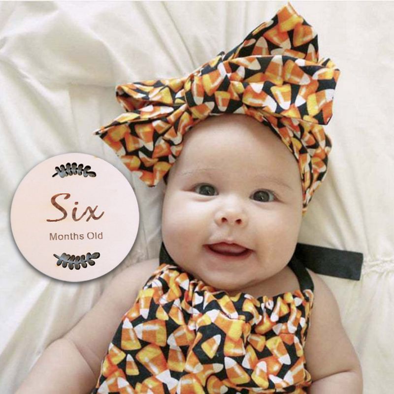 Bộ 12 Miếng Dán Đánh Dấu Cột Mốc Phát Triển Theo Tháng Dùng Chụp Ảnh Kỷ Niệm