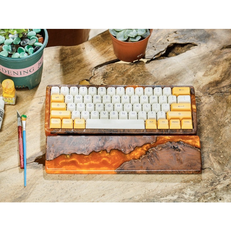 Vỏ bàn phím + kê tay theo bộ.Case keyboard + Wrist Rest