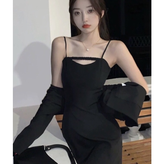 SET ĐẦM ĐEN 2S NGANG KÈM KHOÁC CROP VEST