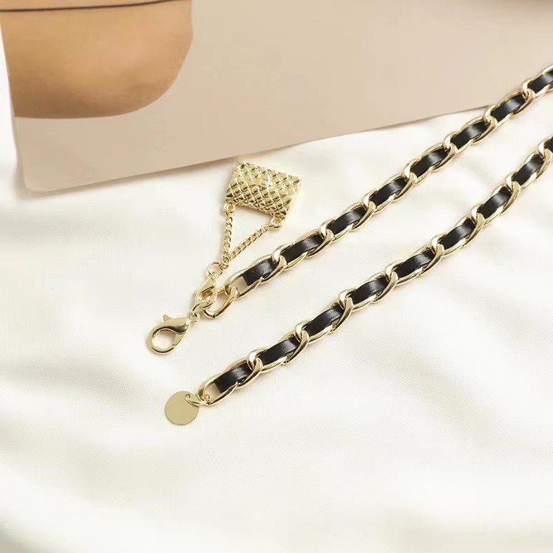 Xích rơi thắt eo mix da màu vàng cá tính Xich chi tiết minibag siêu cưng