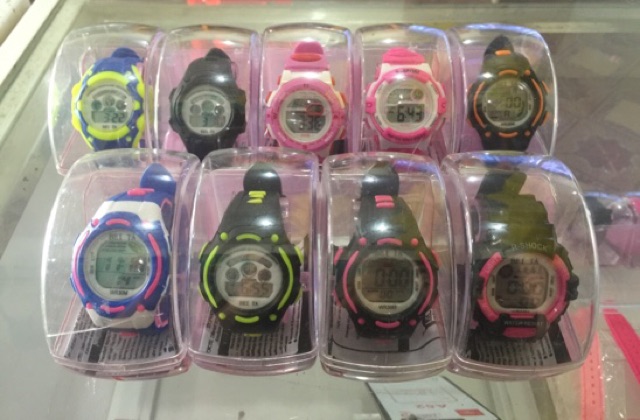 Đồng hồ trẻ em hàng điện tử full hộp chống nước tuyệt đối | BigBuy360 - bigbuy360.vn