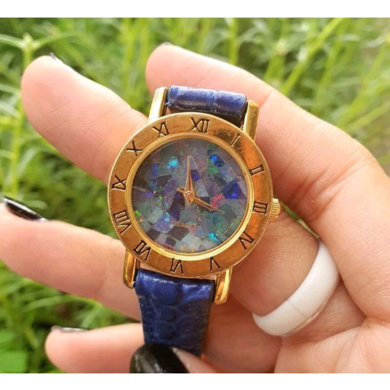 Đồng hồ nữ mặt đá opal
