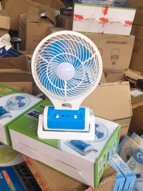 Quạt tích điện kiêm đèn pin Mini Fan HT-5580