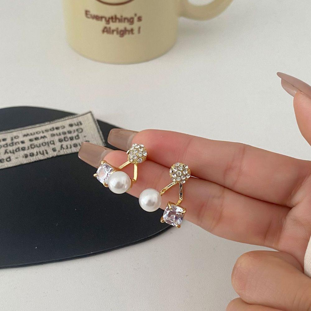 Bông Tai VANES1 Đính Kim Cương Giả Sang Trọng Cho Nữ