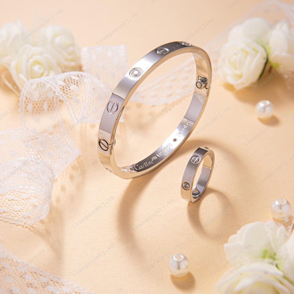 [Mã FAJGT8 giảm 15% đơn 99K] [HÀNG CAO CẤP] Vòng Tay Nữ, Vòng Tay Cartier Titan Đính Đá Pha Lê Không Han Gỉ | BigBuy360 - bigbuy360.vn