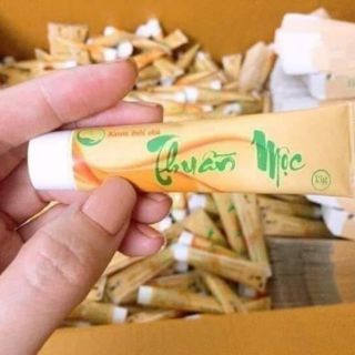 Combo 2 lọ kem bôi da.