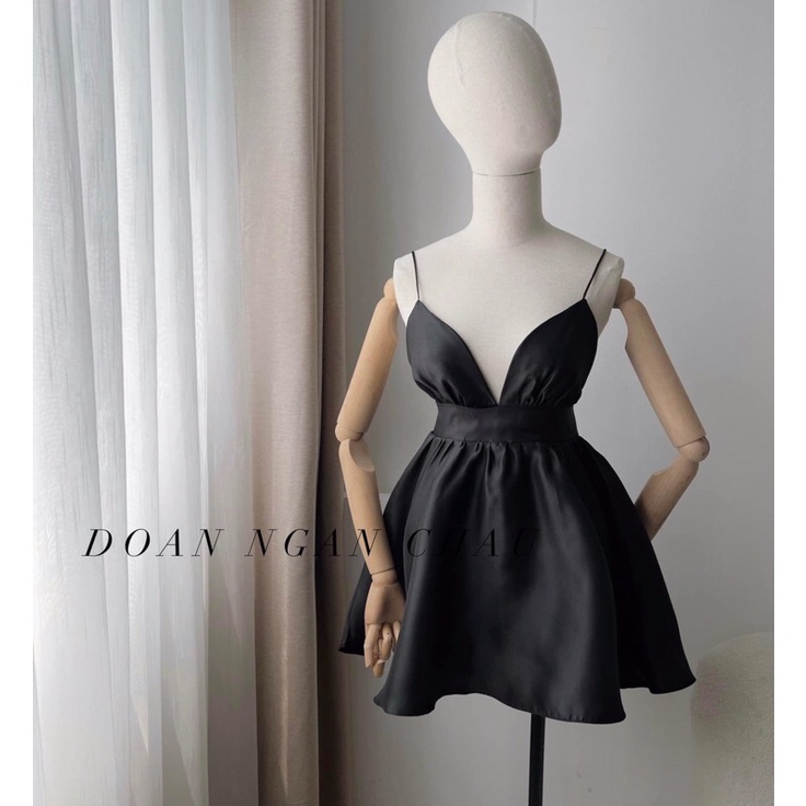 Đầm xoè 2 dây cúp ngực xếp ly