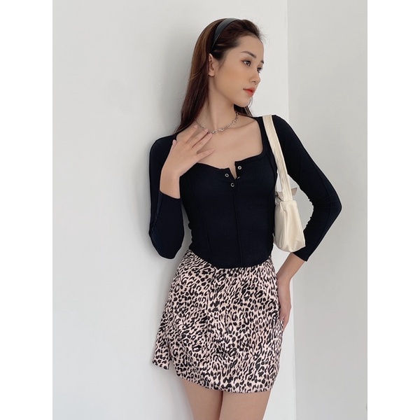 Áo cúc gân dọc len tăm | BigBuy360 - bigbuy360.vn