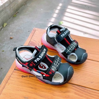 giày sục siêu nhân bé trai