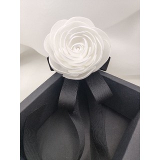 Cài áo hoa hồng handmade - H71