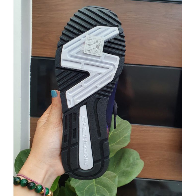 Giày sneakers SKECHERS da thật xuất xịn