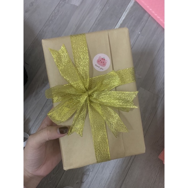 Dịch vụ gói quà sinh nhật quà valentine tặng kèm thiệp xinh