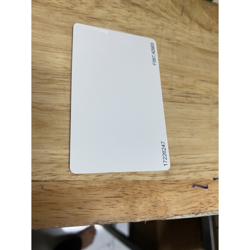 Thẻ từ cho nhân viên