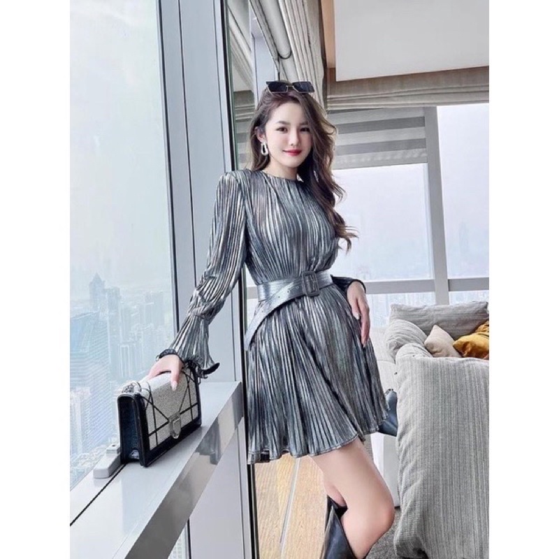 Đầm nhũ xếp li kèm belt