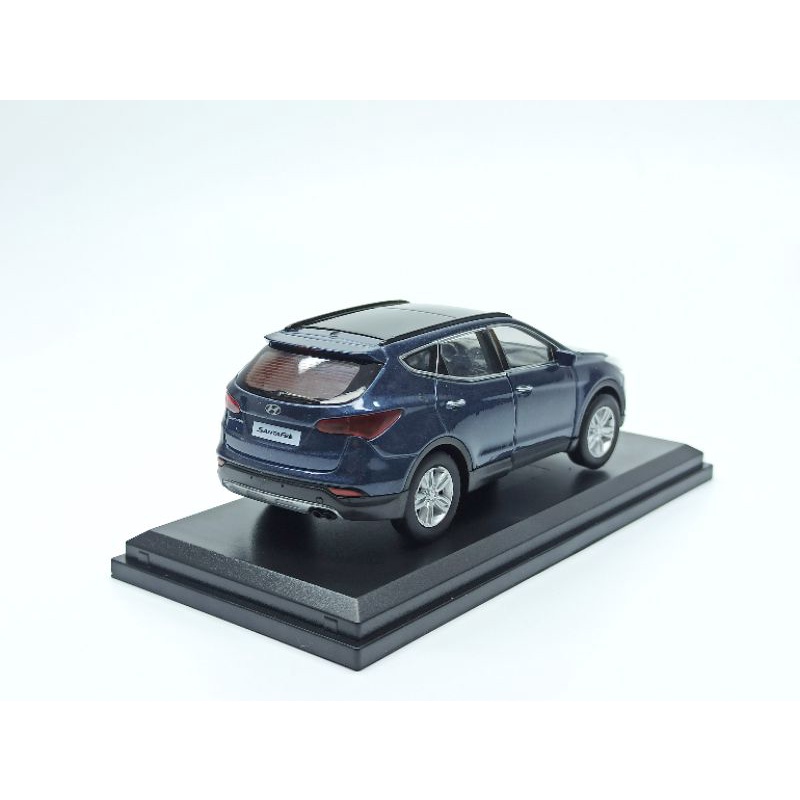 Mô hình xe Hyundai Santa Fe 2014