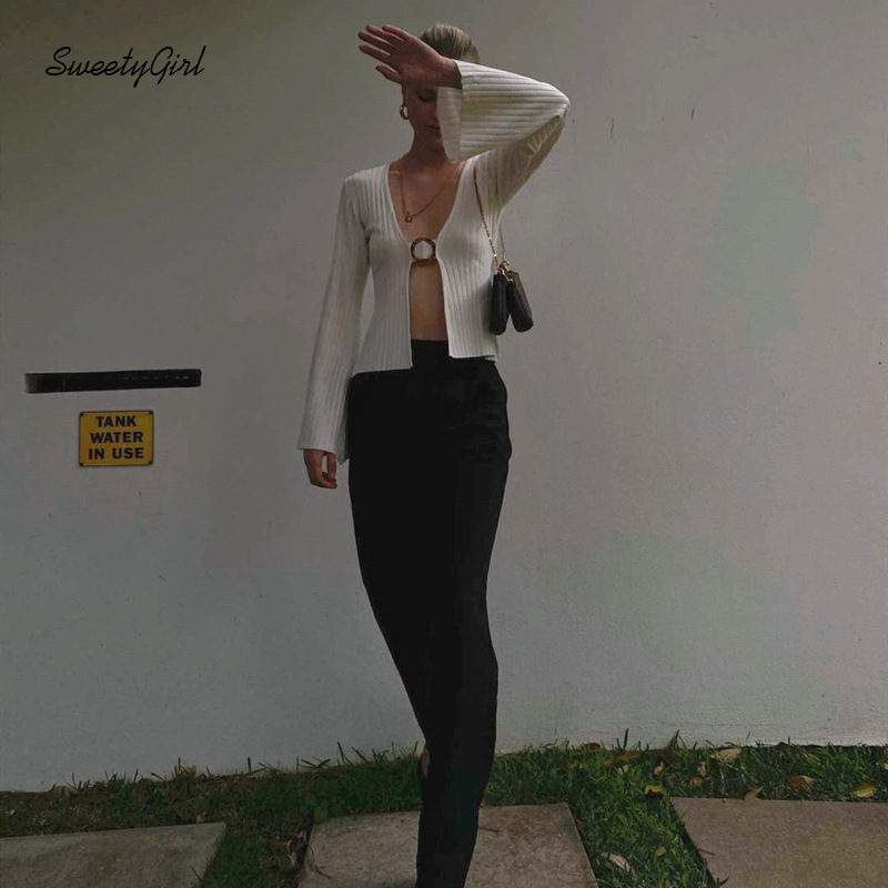 Áo kiểu tay dài cổ V phong cách thời trang quyến rũ cho nữ