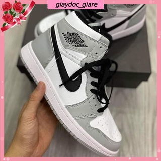 👉giaydoc_giare👉chào bạn!!Giày thể thao jordan cổ cao xám trắng, Giày sneaker jodan xám cao cổ móc đen smoke grey nam nữ