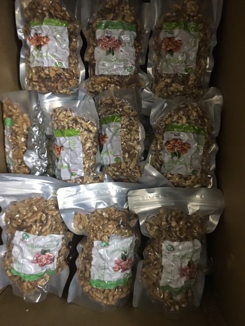 Nhân Sống Quả Óc chó Mỹ gói 500g
