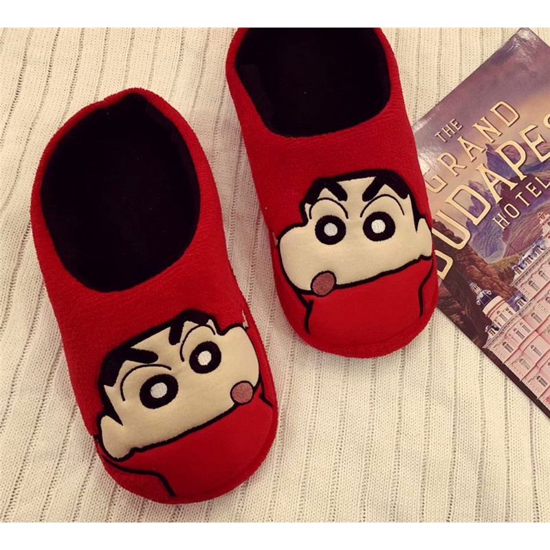 Dép Bông Đi Trong Nhà Chống Trượt Hình Cậu Bé Bút Chì Shin Dễ Thương