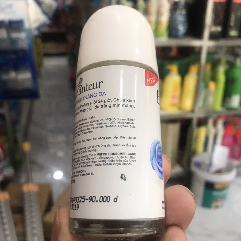 LĂN KHỬ MÙI TRẮNG DA ENCHANTEUR HƯƠNG NƯỚC HOA MAGIC 50 ML