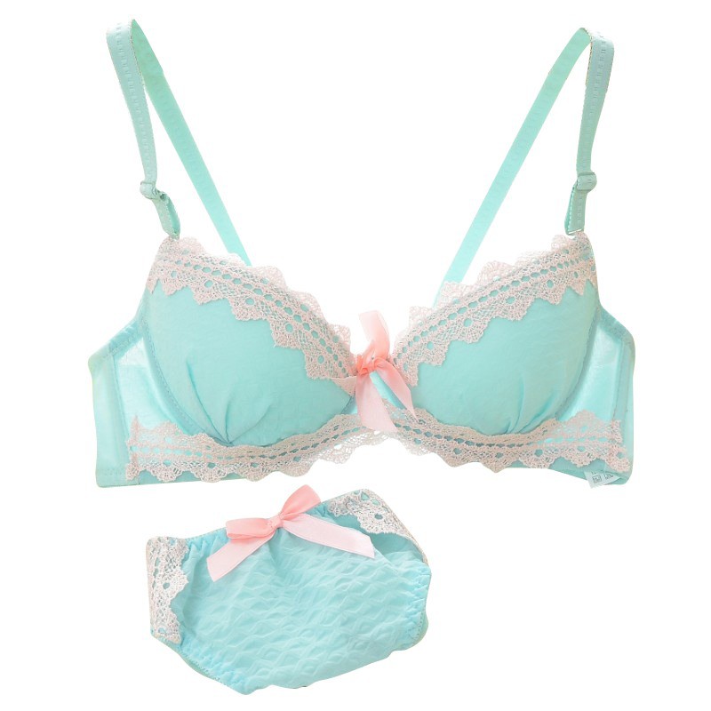 Set đồ lót nâng ngực phối ren giúp các bạn gái có bộ ngưc đẫy đà